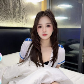 长腿细腰小咪
