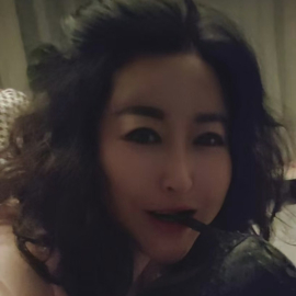 可玩性很高的熟女