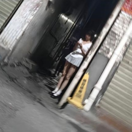 北京朝阳城中村扫街