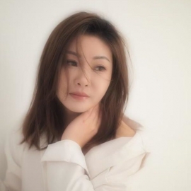 龙首原性感妹子